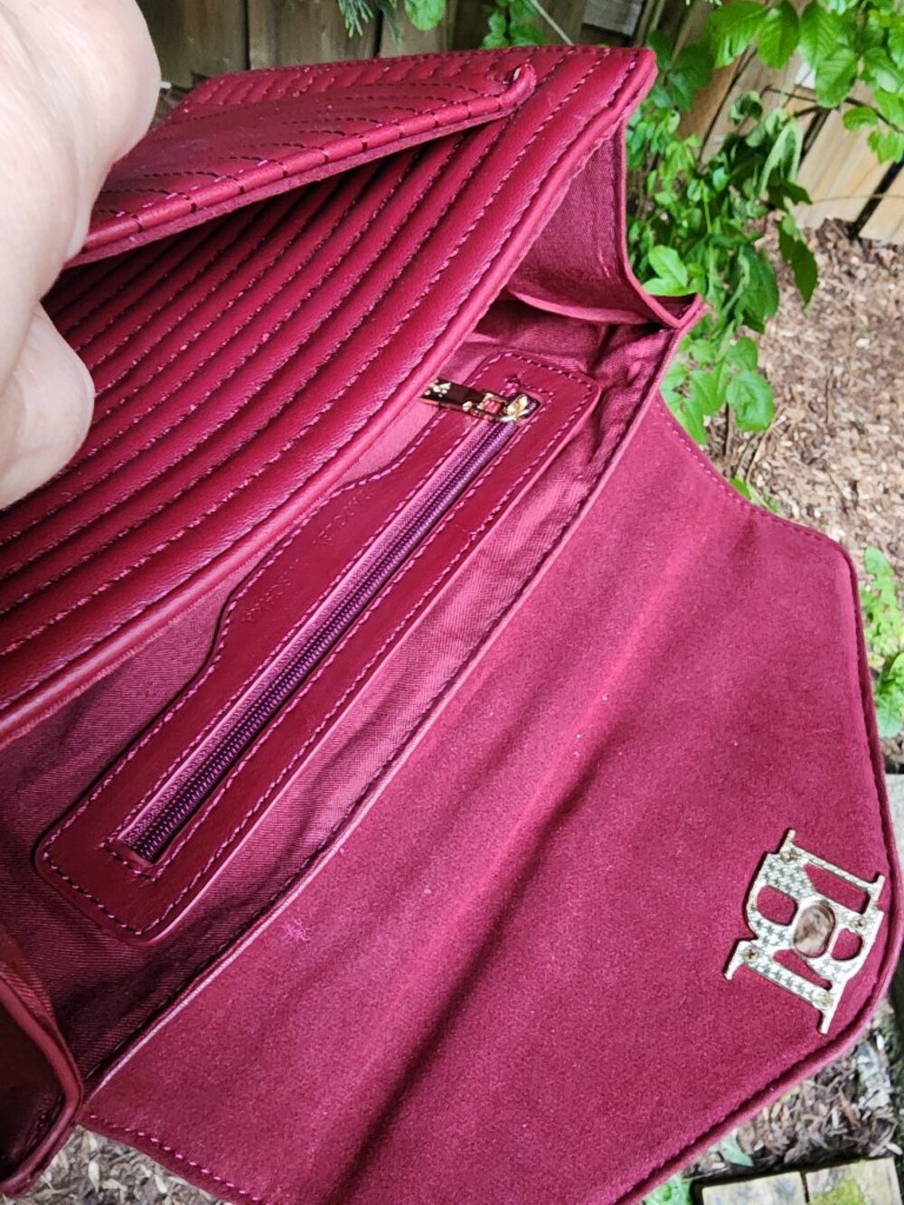 *NWT* Badgley Mischka Burgandy Purse - crossbody or top handle - Picture 8 of 16